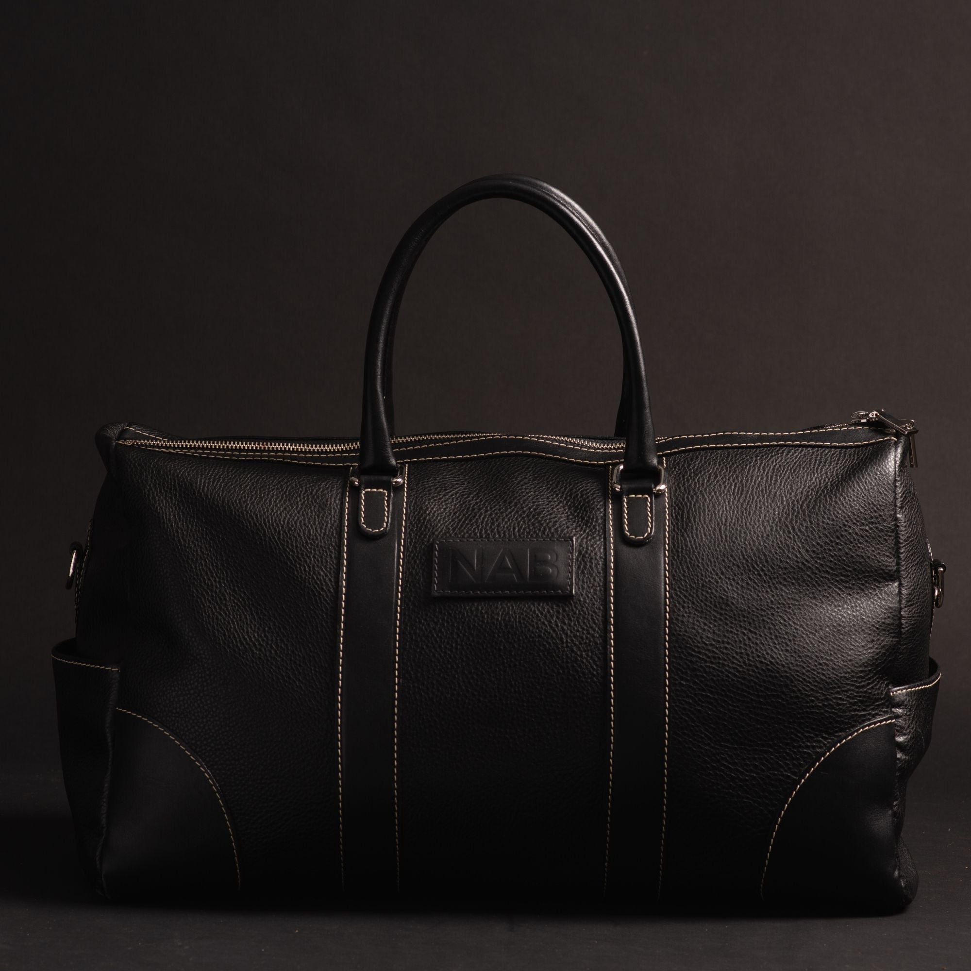 Sac Duffle Shield – Cuir Pleine Fleur Fait à la Main au Canada – Garanti à Vie – NAB Leather