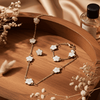 5-Flower White Clover Jewelry Set – Necklace, Bracelet & Stud Earrings