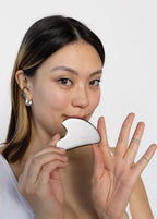 Gua Sha en Acier Inoxydable – Skincare for Weirdos