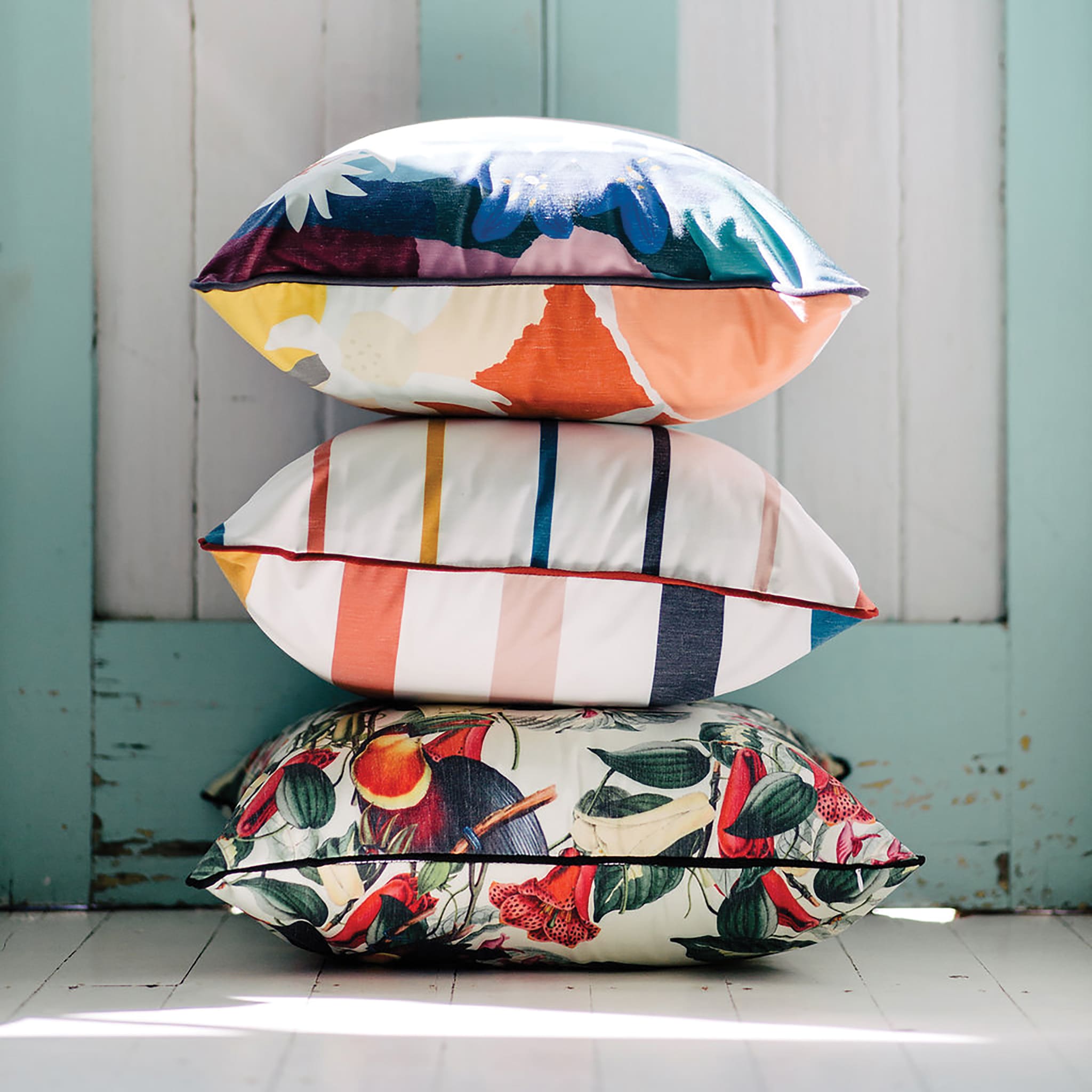 Throw Cushion 50x50cm<br> Indoor & Outdoor Use