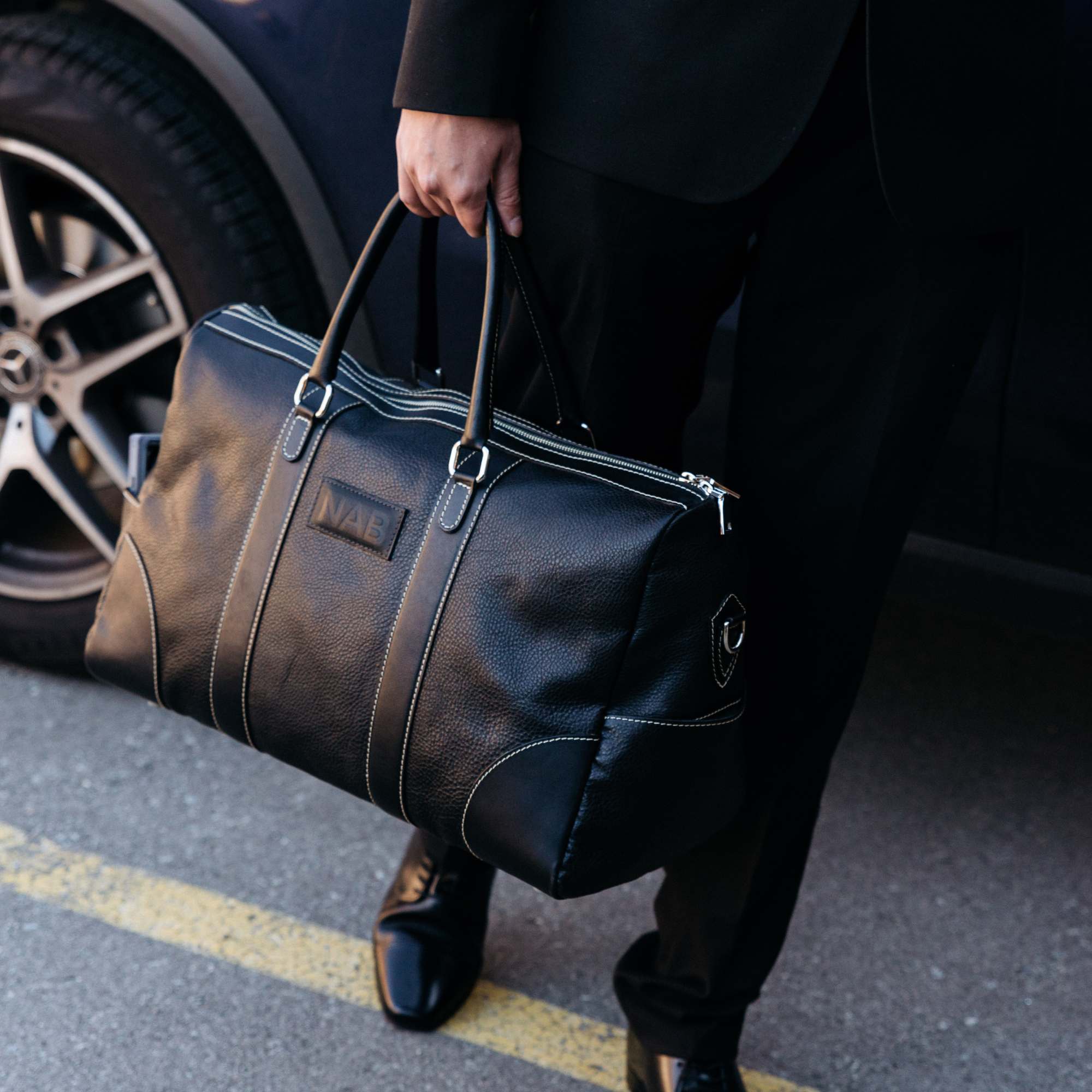 Sac Duffle Shield – Cuir Pleine Fleur Fait à la Main au Canada – Garanti à Vie – NAB Leather
