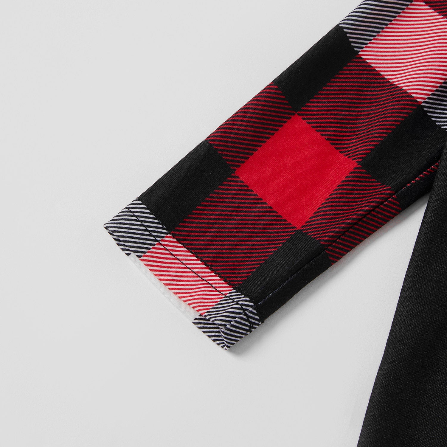 92e0c5e0443a3bd38f2c9224dde19cf4