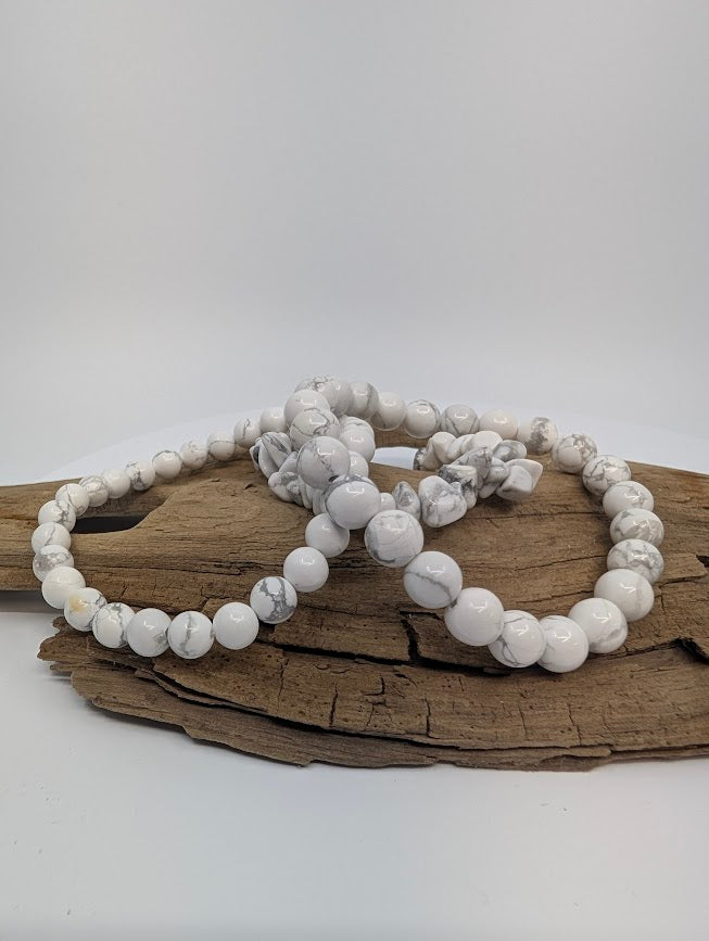 Bracelet Howlite – Pierre Naturelle – Chip, 6mm & 8mm – Fait au Canada – Legacy Crystals